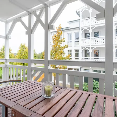 アパート 324, Seepark *